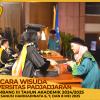 WISUDA UNPAD GEL III TA 2024 - 2025 FAKULTAS ILMU BUDAYA OLEH DEKAN (10)