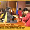 WISUDA UNPAD GEL III TA 2024 - 2025 FAKULTAS ILMU BUDAYA OLEH DEKAN (103)