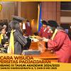 WISUDA UNPAD GEL III TA 2024 - 2025 FAKULTAS ILMU BUDAYA OLEH DEKAN (115)