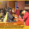 WISUDA UNPAD GEL III TA 2024 - 2025 FAKULTAS ILMU BUDAYA OLEH DEKAN (134)