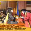 WISUDA UNPAD GEL III TA 2024 - 2025 FAKULTAS ILMU BUDAYA OLEH DEKAN (156)