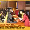 WISUDA UNPAD GEL III TA 2024 - 2025 FAKULTAS ILMU BUDAYA OLEH DEKAN (162)