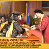 WISUDA UNPAD GEL III TA 2024 - 2025 FAKULTAS ILMU BUDAYA OLEH DEKAN (176)