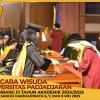 WISUDA UNPAD GEL III TA 2024 - 2025 FAKULTAS ILMU BUDAYA OLEH DEKAN (178)