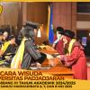 WISUDA UNPAD GEL III TA 2024 - 2025 FAKULTAS ILMU BUDAYA OLEH DEKAN (179)