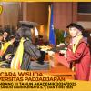 WISUDA UNPAD GEL III TA 2024 - 2025 FAKULTAS ILMU BUDAYA OLEH DEKAN (180)
