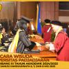 WISUDA UNPAD GEL III TA 2024 - 2025 FAKULTAS ILMU BUDAYA OLEH DEKAN (205)