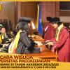 WISUDA UNPAD GEL III TA 2024 - 2025 FAKULTAS ILMU BUDAYA OLEH DEKAN (31)