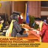 WISUDA UNPAD GEL III TA 2024 - 2025 FAKULTAS ILMU BUDAYA OLEH DEKAN (59)