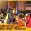 WISUDA UNPAD GEL III TA 2024 - 2025 FAKULTAS ILMU BUDAYA OLEH DEKAN (64)