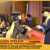 WISUDA UNPAD GEL III TA 2024 - 2025 FAKULTAS ILMU BUDAYA OLEH DEKAN (7)