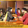 WISUDA UNPAD GEL III TA 2024 - 2025 FAKULTAS ILMU BUDAYA OLEH DEKAN (73)