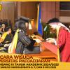 WISUDA UNPAD GEL III TA 2024 - 2025 FAKULTAS ILMU BUDAYA OLEH DEKAN (75)