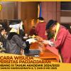 WISUDA UNPAD GEL III TA 2024 - 2025 FAKULTAS TEKNIK GEOLOGI OLEH DEKAN (11)