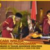 WISUDA UNPAD GEL III TA 2024-2025 FAKULTAS EKONOMI DAN BISNIS OLEH REKTOR__ (104)