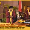 WISUDA UNPAD GEL III TA 2024-2025 FAKULTAS EKONOMI DAN BISNIS OLEH REKTOR__ (119)