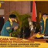 WISUDA UNPAD GEL III TA 2024-2025 FAKULTAS EKONOMI DAN BISNIS OLEH REKTOR__ (49)