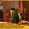 WISUDA UNPAD GEL III TA 2024-2025 FAKULTAS ILMU BUDAYA OLEH REKTOR (32)