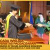 WISUDA UNPAD GEL III TA 2024-2025 FAKULTAS KEDOKTERAN OLEH DEKAN (100)
