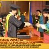 WISUDA UNPAD GEL III TA 2024-2025 FAKULTAS KEDOKTERAN OLEH DEKAN (113)
