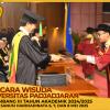 WISUDA UNPAD GEL III TA 2024-2025 FAKULTAS KEDOKTERAN OLEH DEKAN (137)