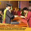 WISUDA UNPAD GEL III TA 2024-2025 FAKULTAS KEDOKTERAN OLEH DEKAN (145)