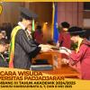 WISUDA UNPAD GEL III TA 2024-2025 FAKULTAS KEDOKTERAN OLEH DEKAN (174)