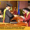 WISUDA UNPAD GEL III TA 2024-2025 FAKULTAS KEDOKTERAN OLEH DEKAN (176)