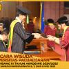 WISUDA UNPAD GEL III TA 2024-2025 FAKULTAS KEDOKTERAN OLEH DEKAN (178)