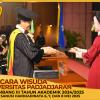 WISUDA UNPAD GEL III TA 2024-2025 FAKULTAS KEDOKTERAN OLEH DEKAN (198)