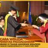 WISUDA UNPAD GEL III TA 2024-2025 FAKULTAS KEDOKTERAN OLEH DEKAN (209)