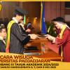 WISUDA UNPAD GEL III TA 2024-2025 FAKULTAS KEDOKTERAN OLEH DEKAN (213)