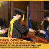 WISUDA UNPAD GEL III TA 2024-2025 FAKULTAS KEDOKTERAN OLEH DEKAN (63)