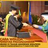 WISUDA UNPAD GEL III TA 2024-2025 FAKULTAS KEDOKTERAN OLEH DEKAN (99)