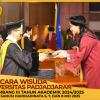 WISUDA UNPAD GEL III TA 2024-2025 FAKULTAS MATEMATIKA DAN ILMU PENGETAHUAN ALAM OLEH DEKAN (103)