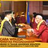 WISUDA UNPAD GEL III TA 2024-2025 FAKULTAS MATEMATIKA DAN ILMU PENGETAHUAN ALAM OLEH DEKAN (117)