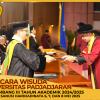 WISUDA UNPAD GEL III TA 2024-2025 FAKULTAS MATEMATIKA DAN ILMU PENGETAHUAN ALAM OLEH DEKAN (168)