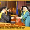 WISUDA UNPAD GEL III TA 2024-2025 FAKULTAS MATEMATIKA DAN ILMU PENGETAHUAN ALAM OLEH DEKAN (34)