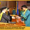 WISUDA UNPAD GEL III TA 2024-2025 FAKULTAS MATEMATIKA DAN ILMU PENGETAHUAN ALAM OLEH DEKAN (40)