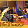 WISUDA UNPAD GEL III TA 2024-2025 FAKULTAS MATEMATIKA DAN ILMU PENGETAHUAN ALAM OLEH DEKAN (7)