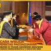 WISUDA UNPAD GEL III TA 2024-2025 FAKULTAS MATEMATIKA DAN ILMU PENGETAHUAN ALAM OLEH DEKAN (81)