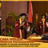 WISUDA UNPAD GEL III TA 2024-2025 FAKULTAS KEDOKTERAN OLEH REKTOR (119)