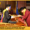 WISUDA UNPAD GEL III TA 2024-2025 FAKULTAS ILMU SOSIAL DAN ILMU POLITIK OLEH DEKAN (205)