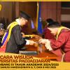 WISUDA UNPAD GEL III TA 2024-2025 FAKULTAS ILMU SOSIAL DAN ILMU POLITIK OLEH DEKAN (212)