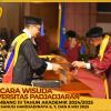 WISUDA UNPAD GEL III TA 2024-2025 FAKULTAS ILMU SOSIAL DAN ILMU POLITIK OLEH DEKAN (234)
