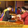WISUDA UNPAD GEL III TA 2024-2025 FAKULTAS ILMU SOSIAL DAN ILMU POLITIK OLEH DEKAN (257)