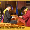 WISUDA UNPAD GEL III TA 2024-2025 FAKULTAS ILMU SOSIAL DAN ILMU POLITIK OLEH DEKAN (70)