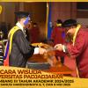 WISUDA UNPAD GEL III TA 2024-2025 FAKULTAS ILMU SOSIAL DAN ILMU POLITIK OLEH DEKAN (81)