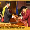 WISUDA UNPAD GEL III TA 2024-2025 FAKULTAS PERTANIAN OLEH DEKAN (40)