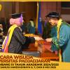 WISUDA UNPAD GEL III TA 2024-2025 FAKULTAS PSIKOLOGI OLEH DEKAN (4)